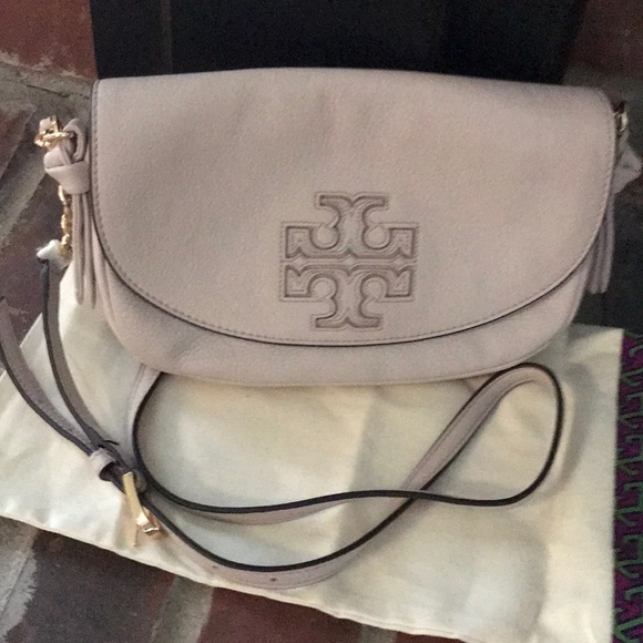 Tory Burch Harper Mini Crossbody Bag - Picture 2 of 11